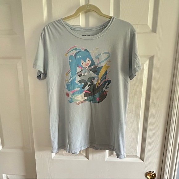 For Fans By Fans Crypton Light Blue Hatsune Miku Anime Girl Graphic Tee Size M - Picture 1 of 6